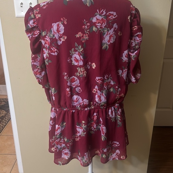 Maurices Burgandy Floral Top with Ruffled Sheer Short Sleeves- Size 2X - Picture 7 of 8
